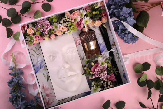 Подарки на 8 марта для ГАЗПРОМИНВЕСТ