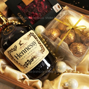 Золотой Hennessy