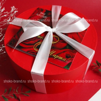 Лепестки роз