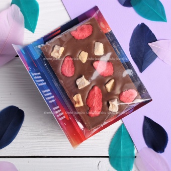 Малая шоколадка ручной работы с открыткой 8 марта